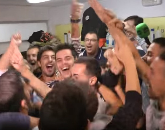 Video: Šta se desi kad jedan seoski tim na žrebu izvuče Barselonu...?!