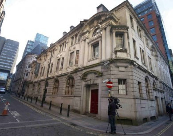 Браво! Легенда Јунајтеда позвала бескућнике да презиме у његовој згради!