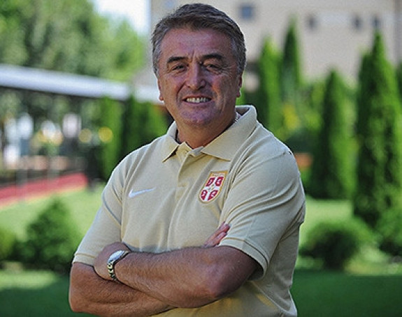 Антић: Национални стадион гура проблеме под тепих!