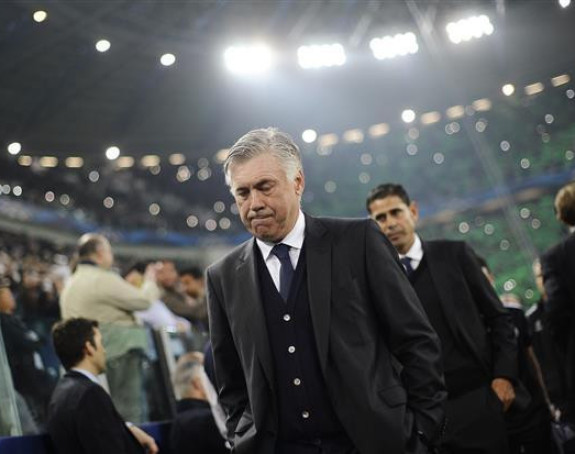 Баварци звали Анчелотија!