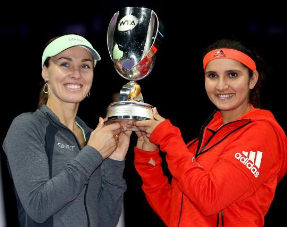 Hingis i Mirza osvojile Singapur!