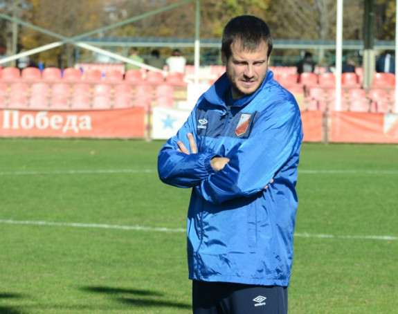 Lalatović održao motivacioni govor igračima Vojvodine...