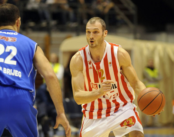 Crvena Zvezda: Idu Mekel i Simonović, stiže bek!
