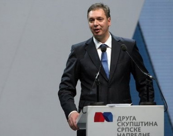 Vučić ne želi nemire, odlaže miting