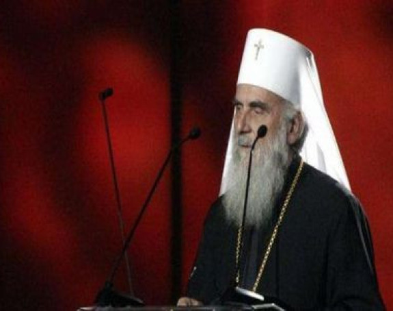 Патријарх се ограђује од владика. Црква све више у расулу.