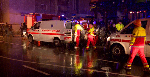 Ima povrijeđenih u požaru 