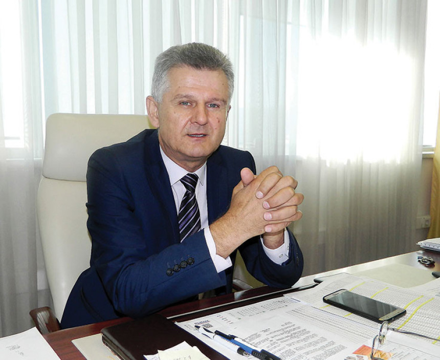 Risto Marić mora da se opredijeli
