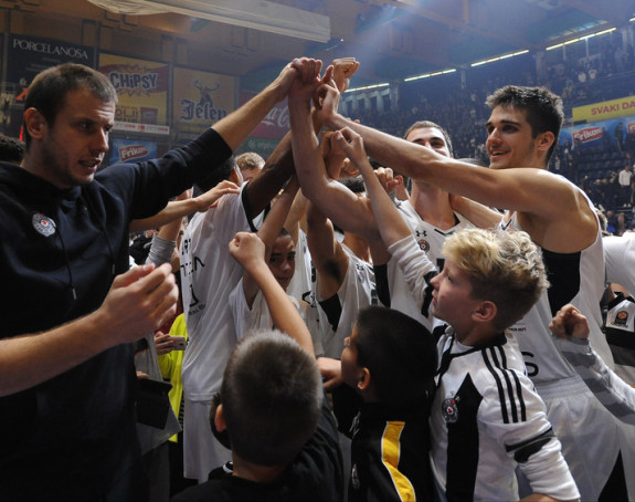 EK: Partizan nestao na deset minuta i izgubio!