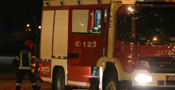 Beograd: Požar na stambenoj zgradi 