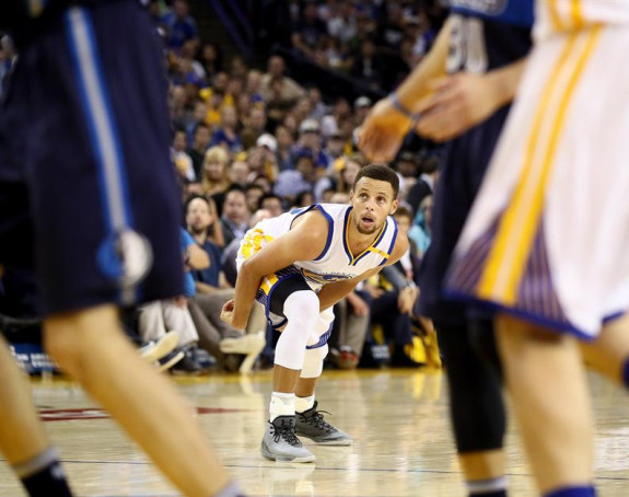 Video: Kad Kari pogodi trojku - i protivnici pruže ruku!