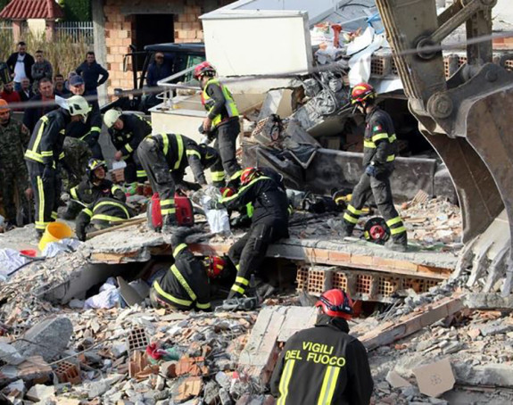 Hapšenje poslije zemljotresa u Albaniji