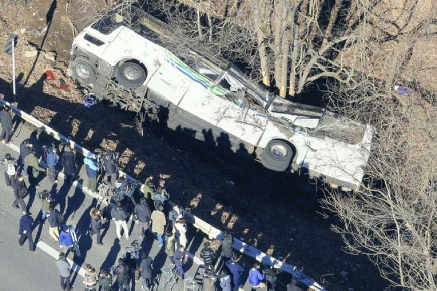 U autobuskoj nesreći poginulo 14 lica