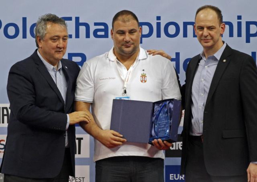 Saviću uručena nagrada za najboljeg trenera svijeta!