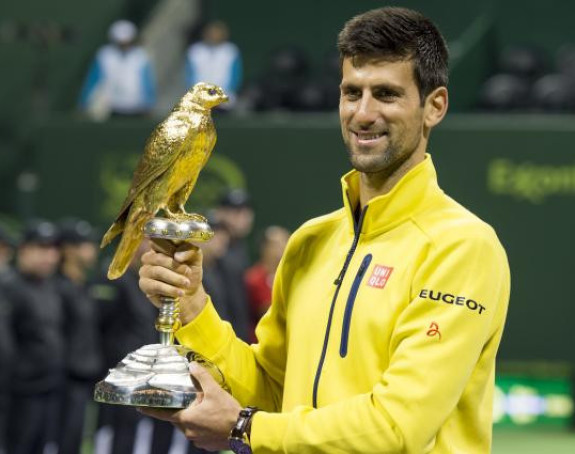 Видео - Гилберт: Новаков бекхенд као да је од Бога!