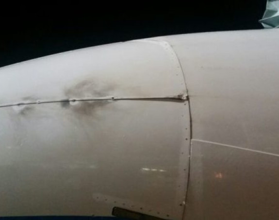 Grom udario u avion "Kroacija"