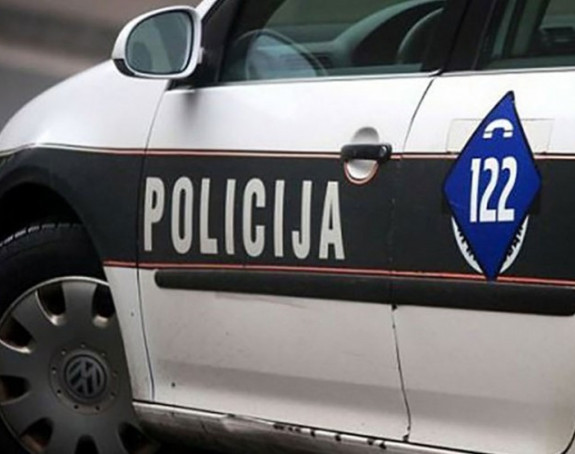 Kombi udario ženu na stanici