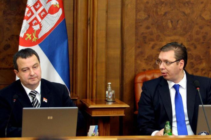 Vučić nema apsolutno poverenje u SPS