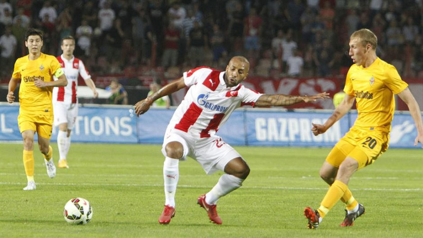 Parker na korak od Kairata!