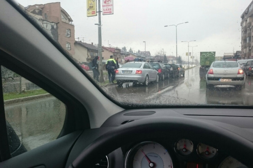Banjaluka: Lančani sudar na tranzitu