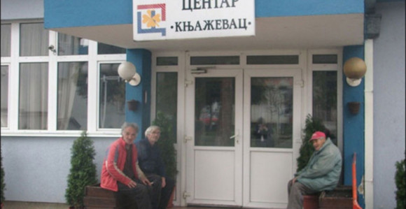 Radnik ukrao novac od 230 staraca