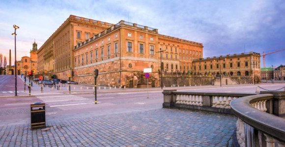 Farbom na zgradu Ambasade Turske