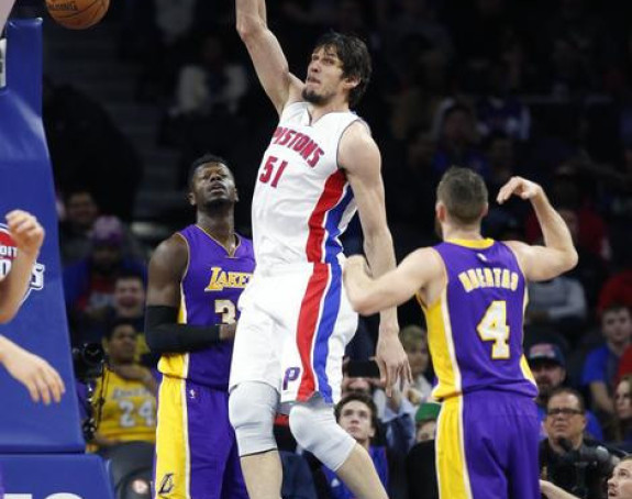 Šansa za Bobija? Detroit trejduje najbolje igrače?!