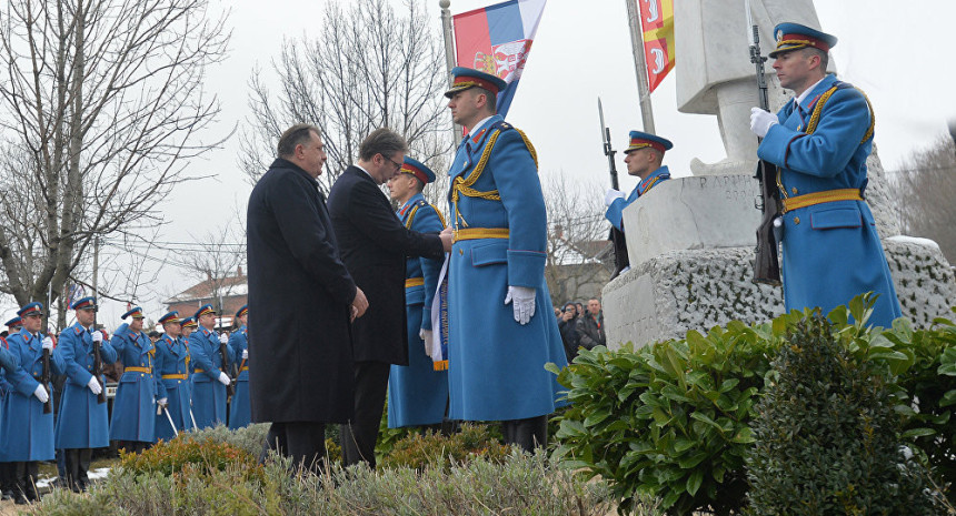 Vučić poručuje: Sačuvati narod