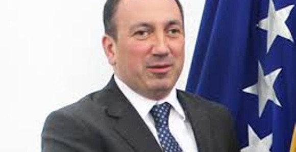 "Umnobolan" čin stoji iza plakata