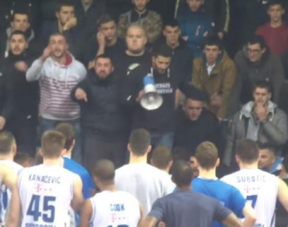 Video: "Varvari" postrojili igrače Budućnosti!
