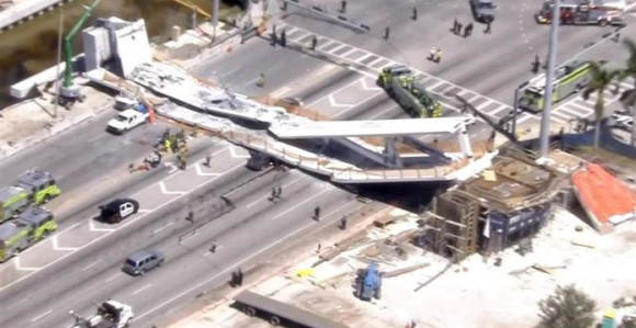 Srušio se most, ima mrtvih