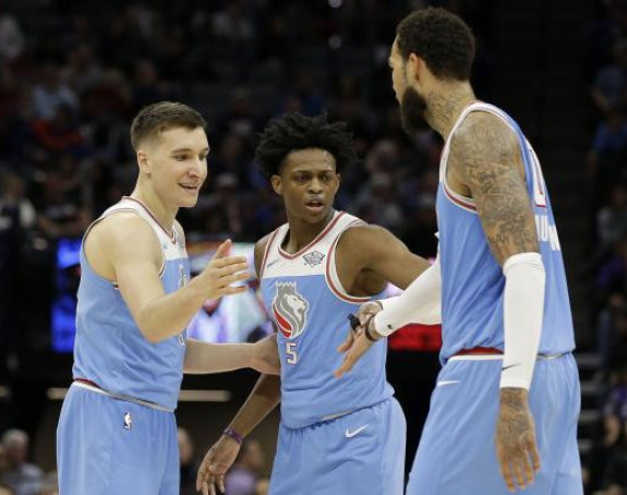 Bogdanović trojkom sa 9m "ovjerio" pobjedu Kingsa!