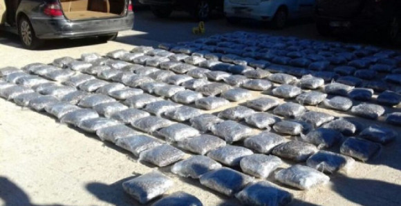 Uhapšen sa 93 kilograma droge 