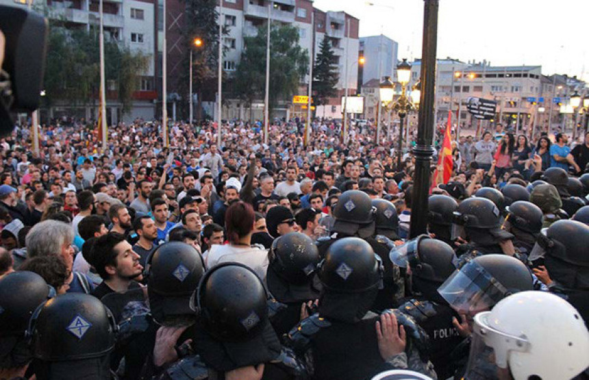 Makedonija: Protesti sve masovniji