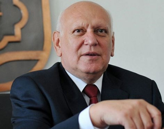 Banjaluka: U Gradskoj upravi cvjetaju ruže?