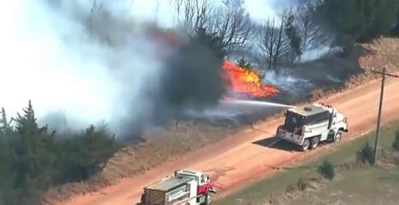 Bukte požari, evakuacija grada