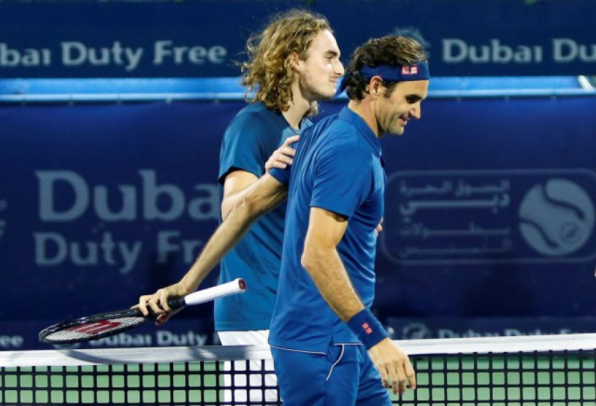 Cicipas se kaje zbog optužbi na Federerov račun!