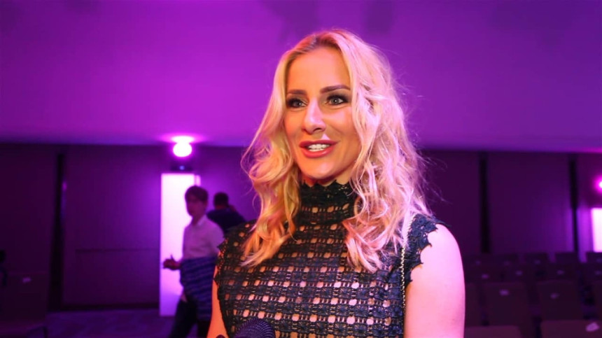 Milica Dabović se slikala gola