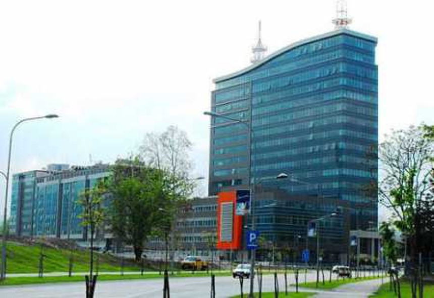 Obmane i laži režimskih medija