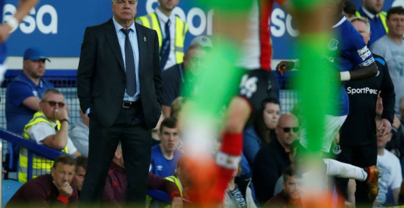 Разилазе се Биг Сем и Евертон, спремна замјена!