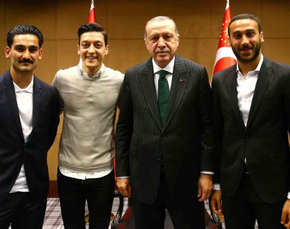Ezil i Gindoan razbesnjeli Nijemce zbog Erdoana!