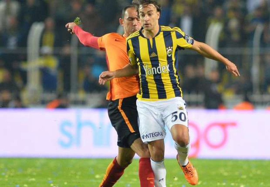 Markec svađa Istanbul: Iz Fenera prelazi u Galatasaraj?!