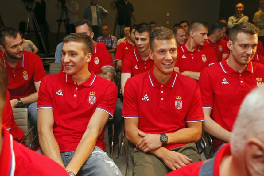 Okupili se košarkaši Srbije, ugovori u drugom planu!