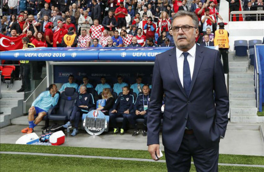 EURO - Čačić: Pobijedite Češku, pa da se ponapijamo!
