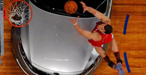 Video - NBA: Grifin je htio da preskoči kabriolet, ali sponzori...
