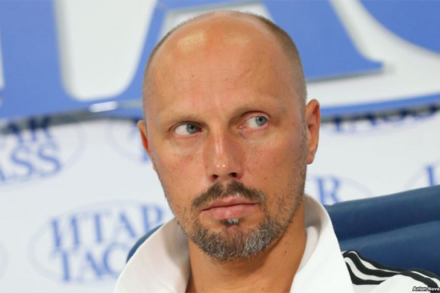 "Košarkaš" traži azil u C. Gori