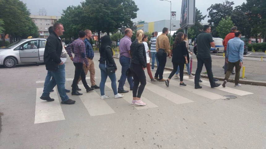 Mladi Bijeljine podržali vozače