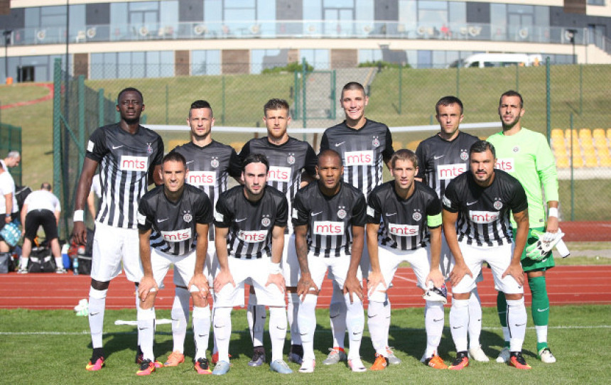 Analiza: Zašto Partizan, protiv Zaglebja, nije imao nijednog igrača iz svoje škole na klupi?!