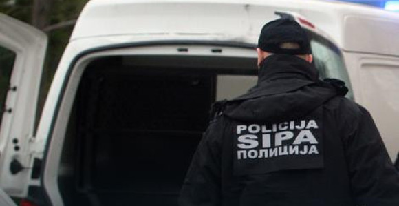 Lopovi za minut ukradu vozilo