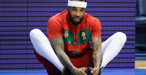 Ефес нуди Дилејнију 2.200.000 долара за годину дана!