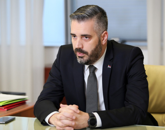 Reakreditacija i dalje u zastoju